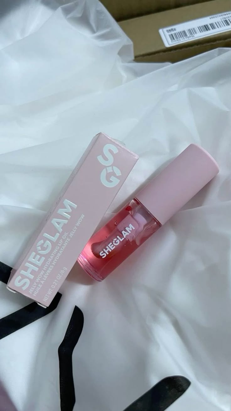 SHEGLAM Jelly Wow Hydrating Lip Oil