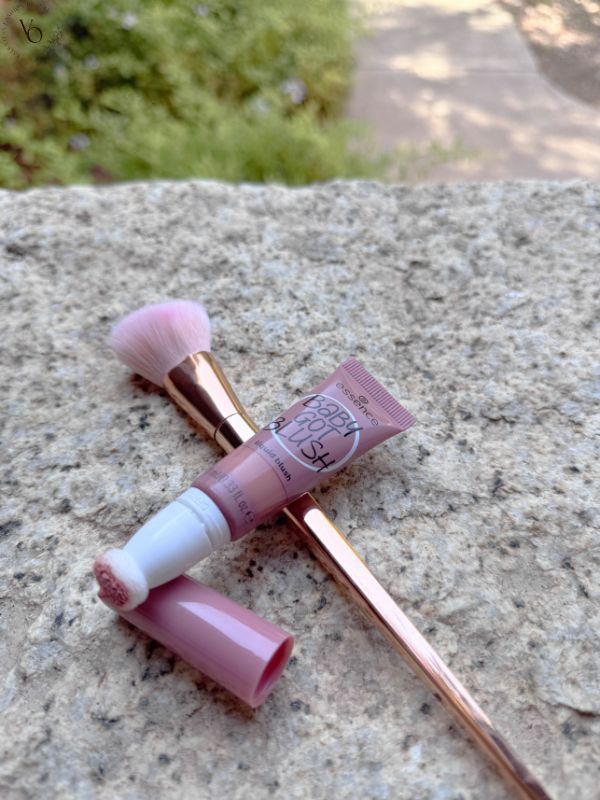 Essence Baby Got Blush Liquid Blush
