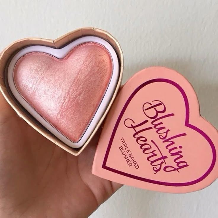 I Heart Revolution Blushing Hearts Iced Hearts