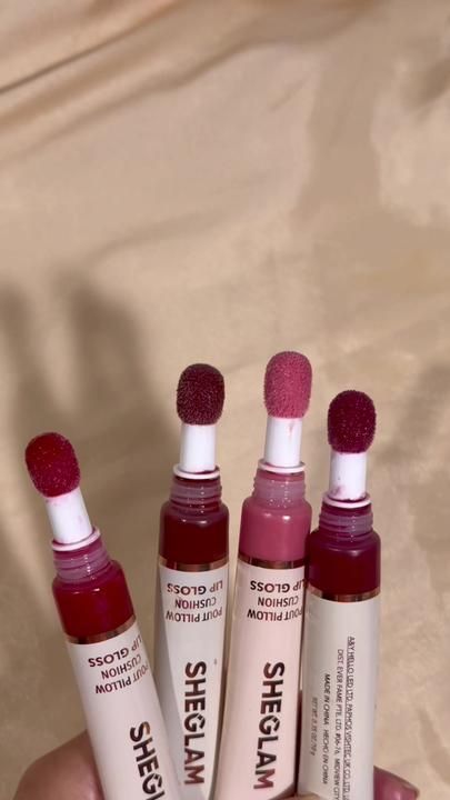 Sheglam Pout Pillow Cushion Lip Gloss