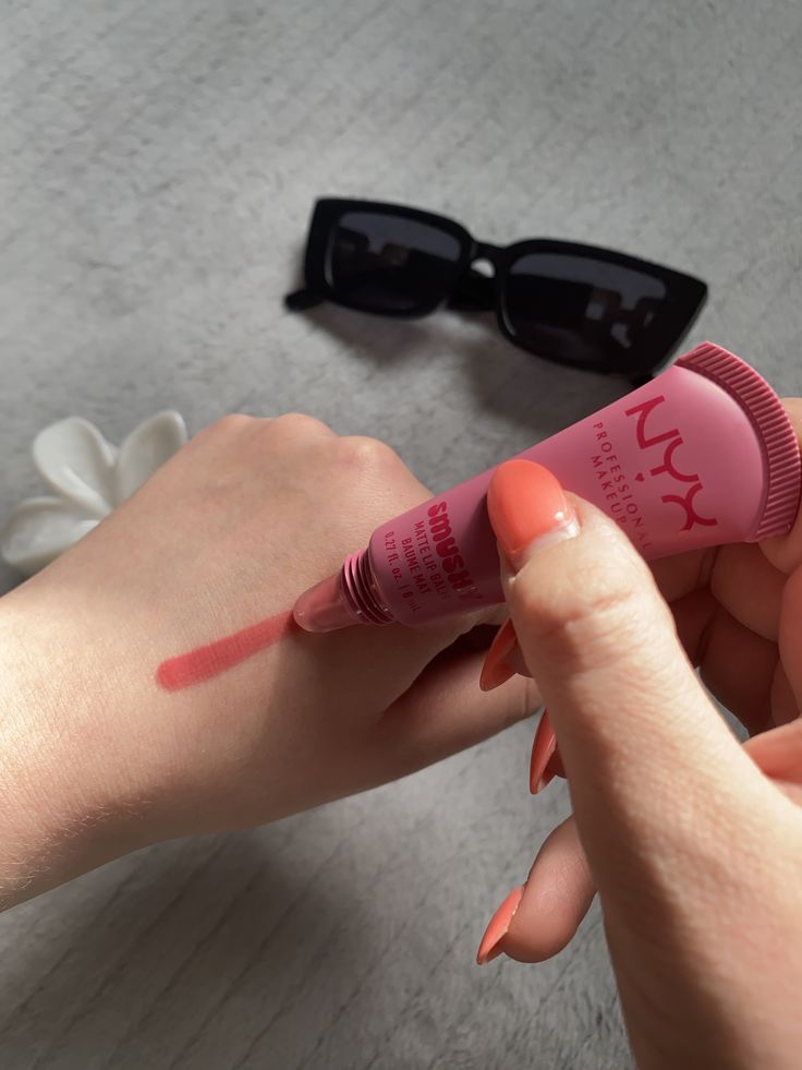 NYX Smushy Matte Lip Balm 8ml